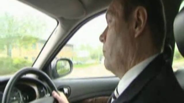 Kiwi Inventor Shows off Unique Car Transmission смотреть онлайн