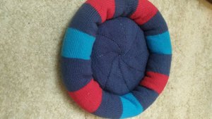 Лежанка спицами. Идеи для вязания. Что связать из остатков пряжи.