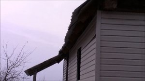 Положили металлочерепицу наоборот