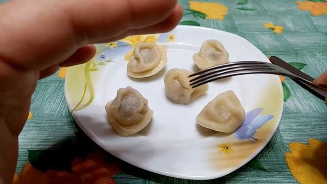 Как сварить пельмени вкусно, чтобы они не развалились? Или, почему слипаются пельмени