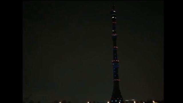 в полночь по Москве — погасла Останкинская башня. скорбь по погибшим в Новой Зеландии. смотреть онлайн
