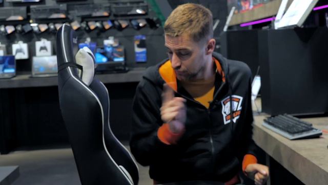 AKRACING Nitro. Noul meu scaun de gaming! (review română) смотреть онлайн