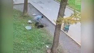 Ребенок упал в канализационный люк в Татарстане реальная съемка момента