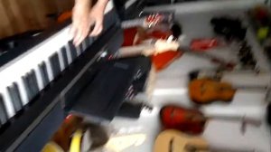 Piano KORG SP-1705 Ejecutado por el Maestro Randy