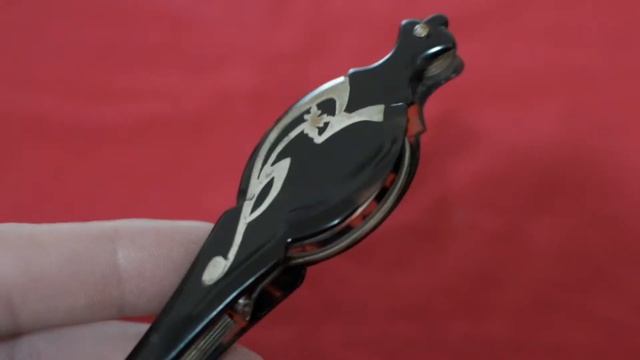 Антиквариат. Двойной ЛОРНЕТ скосясь наводит... Неаполь. Достойный антиквариат.