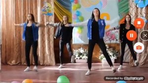 Очень лёгкий танец девочек))