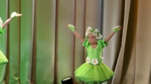 Танец "Ромашки на лугу".