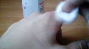 Как убрать чернила с руки????