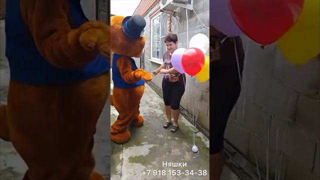 Неожиданный сюрприз понравился имениннице смотреть онлайн