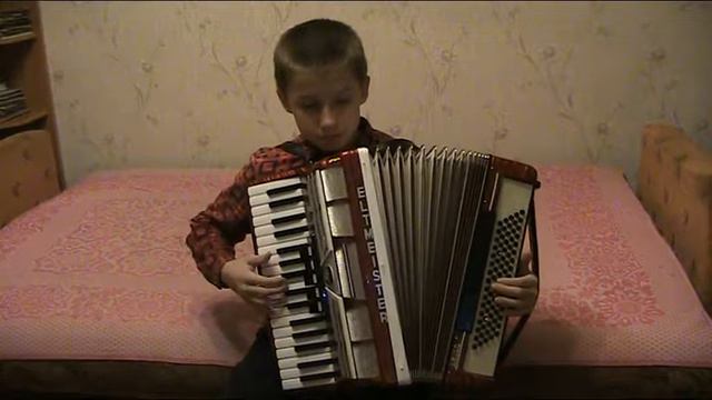 смело, товарищи, в ногу! аккордеон смотреть онлайн