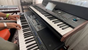 KORG PA5x YAMAHA A5000