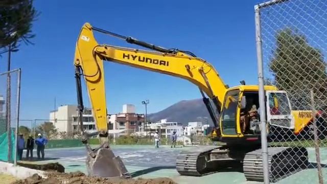 Excavadora R210LC-9s смотреть онлайн