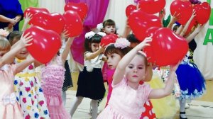 Танец с шариками ?