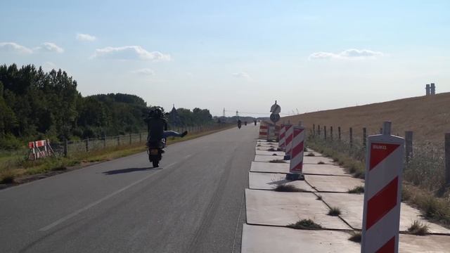 STREET RACE | MEGA MEET 2022 LELYSTAD смотреть онлайн