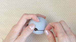 Как я вышиваю ЖИВЫЕ ГЛАЗКИ вязаным игрушкам | Embroider eyes on crochet amigurumi