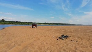 Нива Шевроле по пляжу на Cordiant off road 235/75/R15