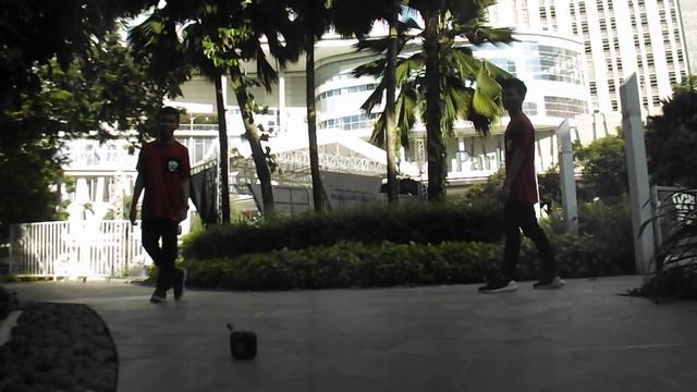 Triangle Jumper | Trailer . смотреть онлайн