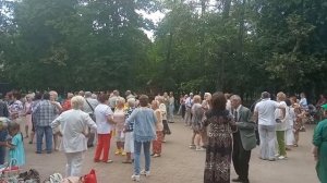 танцы в парке