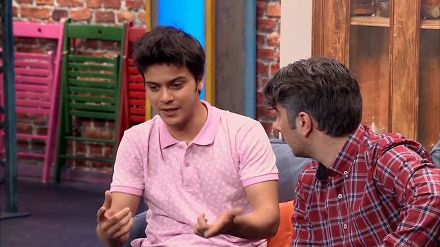 Karartina (49.Bölüm) - Çok Güzel Hareketler 2 смотреть онлайн