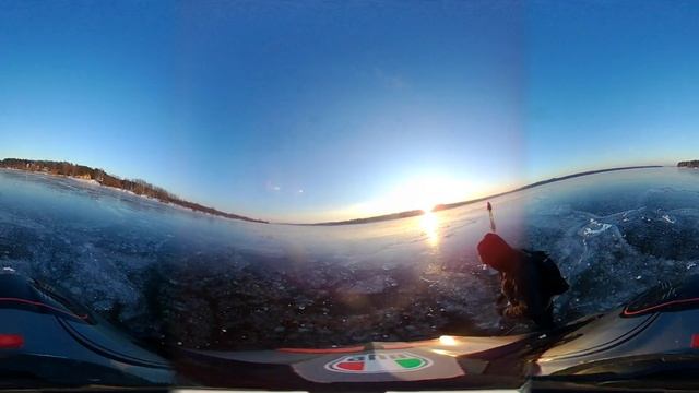 аэролодка по льду смотреть онлайн