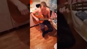 Песня под гитару Журавли.