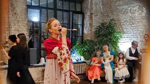 Дарья Маслова на Покровском балу - "Запели песни"