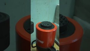 Домкрат Энерпред 35 тонн ход штока 200 мм - краткий обзор