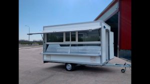 Торговый прицеп автолавка фудтрак 4х2 с холодильным оборудованием.