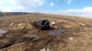 Мицубиси Делика и Сузуки Эскудо. Гоняем по лужам.