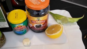 ЗАКУСКА которую вы ещё не пробовали! СУПЕР ВКУСНЫЙ ПАШТЕТ из ОЛИВОК! ОБАЛДЕННЫЙ ПРОСТОЙ РЕЦЕПТ!