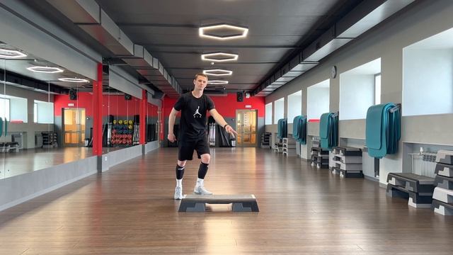 СТЕП АЭРОБИКА ДОМА | 2 СВЯЗКИ С РАЗУЧИВАНИЕМ | СРЕДНИЙ УРОВЕНЬ | STEP DANCE
