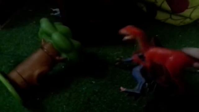 Битвы динозавров: Тропеогнат против терезинозавра и против уненлагии смотреть онлайн