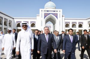 Эмомали Рахмон и Эмир Катара открыли самую большую мечеть Таджикистана | Новости Avesta