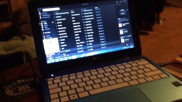 HP Stream 11 Spotify & iTunes Test смотреть онлайн