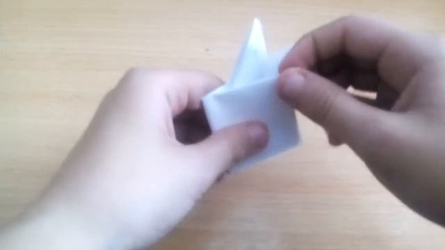 Учимся делать зайца оригами#