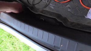 Регулировка петли багажника toyota Corolla E150