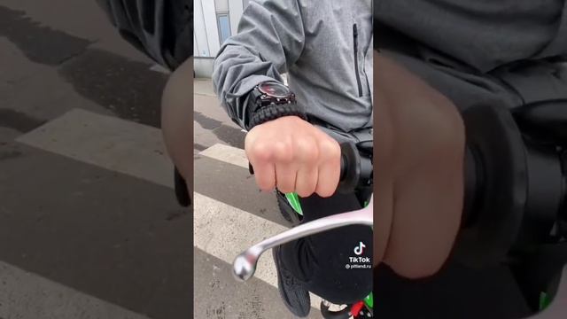 самый лучший Пит и дешёвый 125 кубов стоит 67 ка пакупай не пожылеешь смотреть онлайн