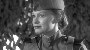 УВИДЕВ ТРУСИКИ НАШИХ РАЗВЕДЧИЦ ИХ СРАЗУ ВЫЧИСЛЯЛИ!