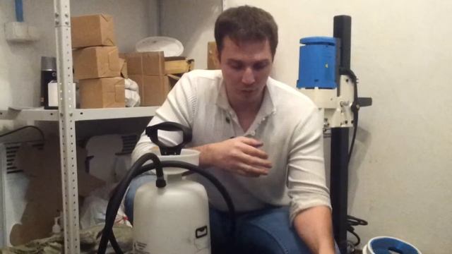 Бак для воды или электрическая помпа, что лучше? смотреть онлайн