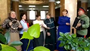 Фольклорный казачий ансамбль ФОМИН ДЕНЬ, «У сотничка во дворе».