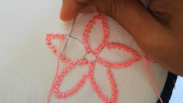 hand embroidery ;hand embroidery tutorial;Scroll stitch.