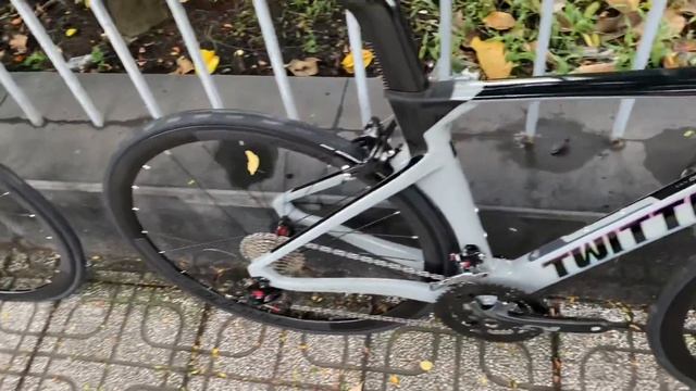 So sánh TWITTER R5 vs TWITTER R10 nên lựa chọn chiếc nào Quang Anh 0792555016 hoặc 0902372381 ZALO смотреть онлайн