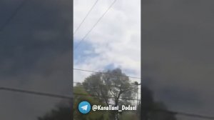 Самолет падает с неба...