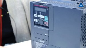 Преобразователи частоты  MITSUBISHI ELECTRIC  FR F800