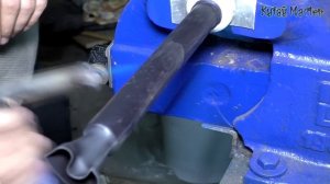 Магнитная щетка для стружки поможет Вам держать стол в чистоте