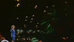 Людмила ГУРЧЕНКО - Зашумит ли клеверное поле (English subtitles), 1987