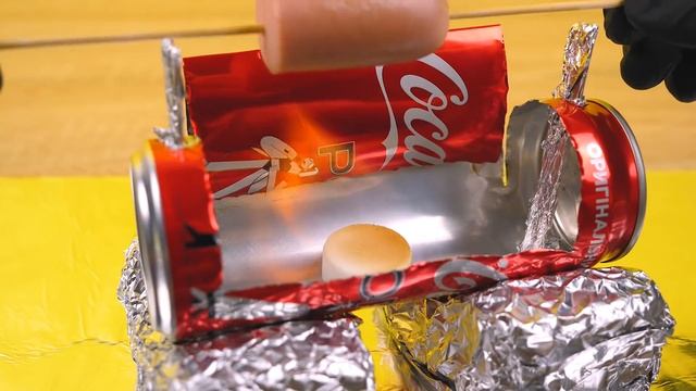 КОСТЕР ИЗ ЧИПСОВ! Поджарил сосиску НА ЧИПСАХ! Гриль из БАНКИ КОЛЫ! смотреть онлайн