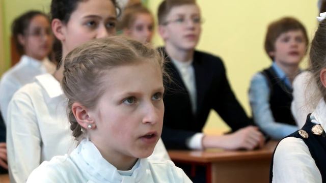 "Москва поет песни Победы", школа 1329, "О той весне" смотреть онлайн