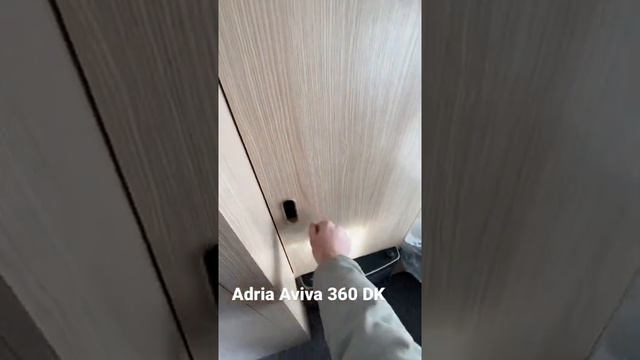 Самый дешёвый и лёгкий прицеп 750 кг со всеми удобствами. Adria Aviva 360 DK