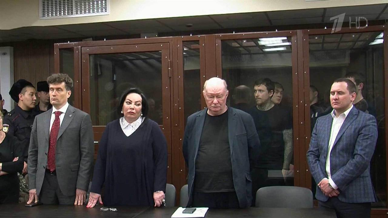 Уголовное дело против футболистов Александра Кокорина и Павла Мамаева направлено в суд